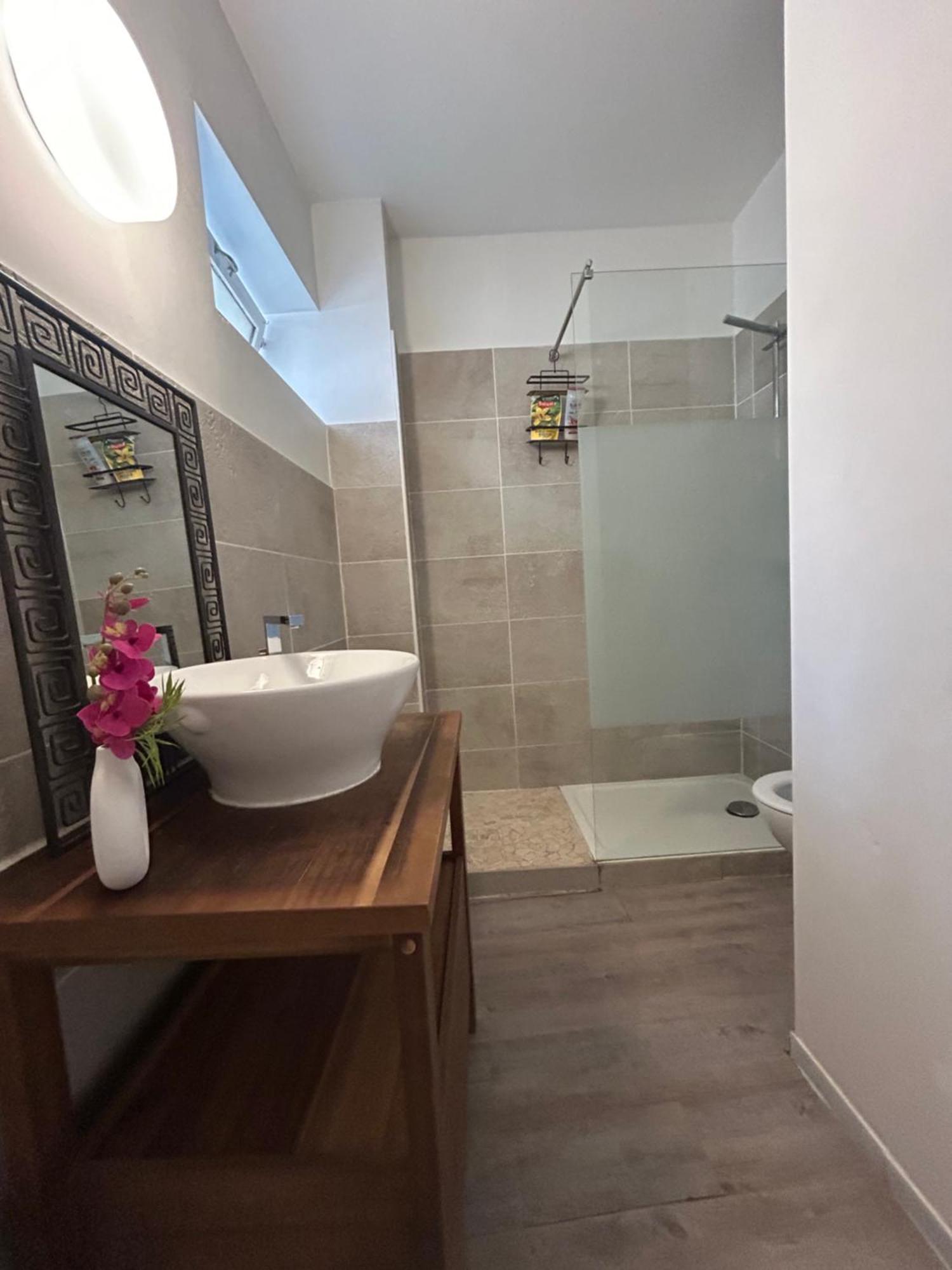 Apartment La Cachette Albigeoise, Plein Centre, Parking Gratuit Securise